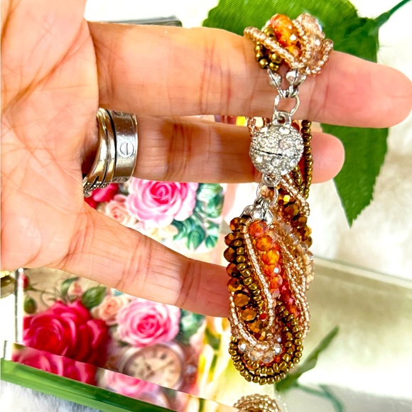 Vintage Style Magnetic Clasp Glass Bracelet - Bohemian Style. - Picture 6 of 12